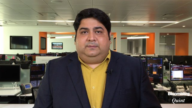 Rupee Snaps Winning Run, Focus On RBI Policy