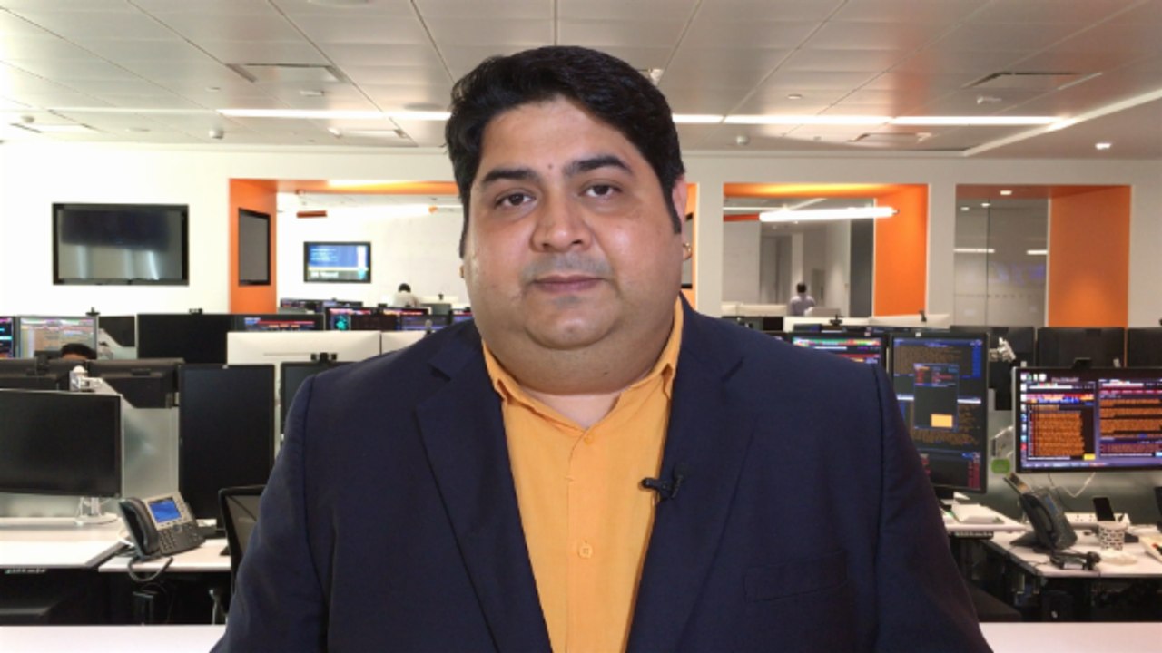 Dollar Extends Losses, Volatility In Store For Rupee