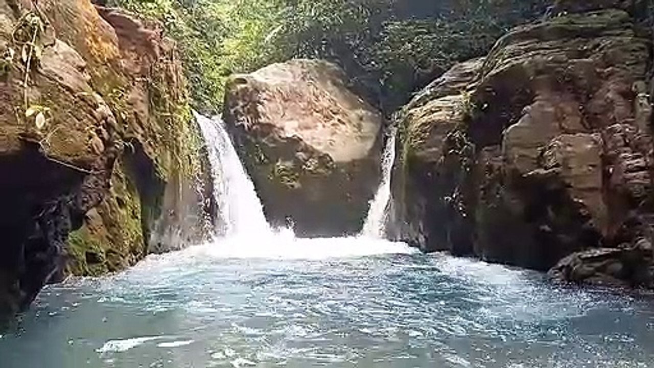 Segarnya Curug Walet Padarincang