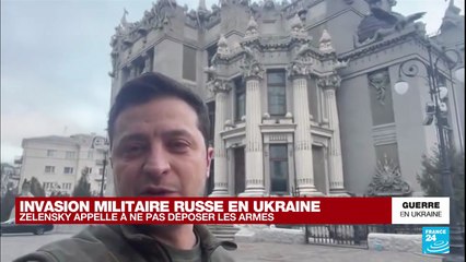 "Je suis là, nous ne déposerons pas les armes" : Volodymyr Zelensky adresse un nouveau message aux Ukrainiens
