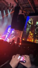 Vitaa fait une énorme surprise à Gims sur scène à Lyon le 25 février 2022