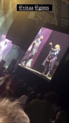 Vitaa fait une énorme surprise à Gims sur scène à Lyon le 25 février 2022