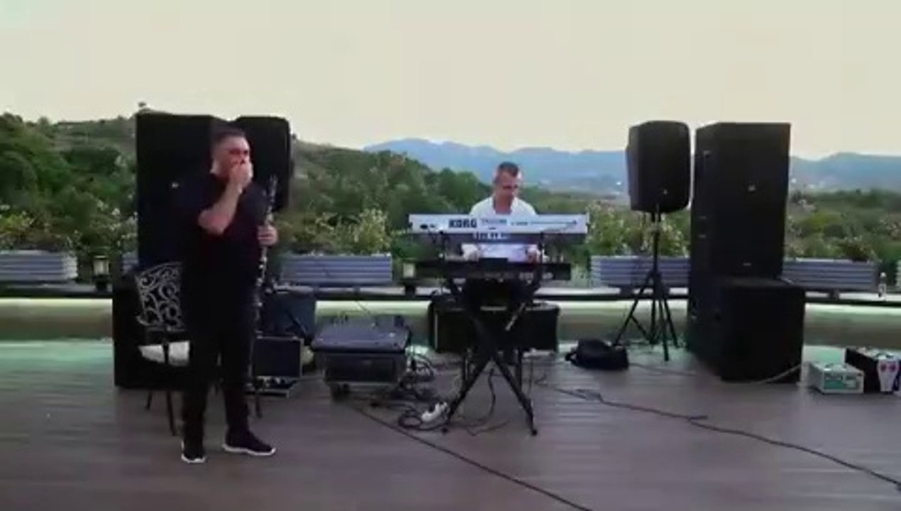 Ladi Bujarit - Moj Mamudi