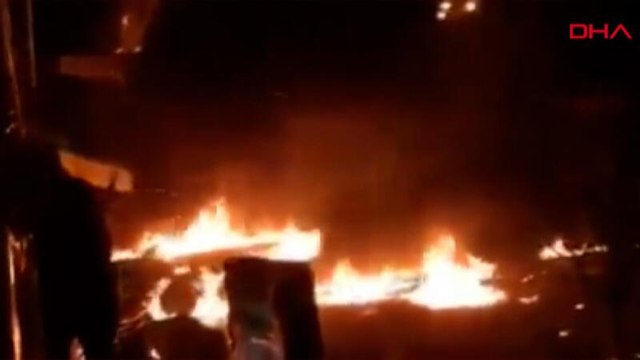 Ukrayna'da molotof kokteyli atma görüntüleri paylaşıldı