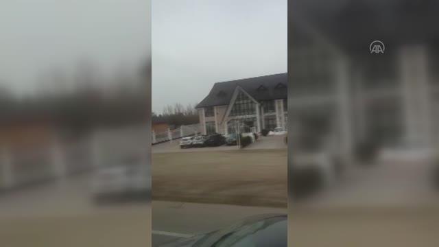 Ukrayna'daki Türk vatandaşlarının otobüslerle tahliyesi sürüyor