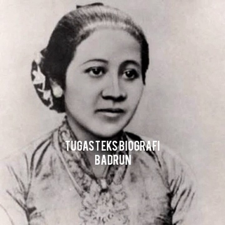 TUGAS BAHASA INGGRIS BIOGRAPHY SESEORANG/ IDOLA