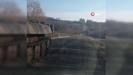 Yakıtı biten Rus tankları yolda kaldı
