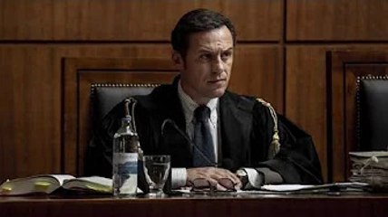 Prima puntata della fiction Vostro Onore su Rai1: chi è il giudice Vittorio Pagani (Stefano Accorsi)