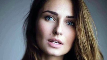 “Ho il terrore, non riesco a dormire”. Anna Safroncik, il dolore dell’attrice per il padre