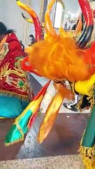 Bailarines reafirman su promesa e ingresan de rodillas al templo del Socavón