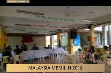 Suasana pusat mengundi P.124 Bandar Tun Razak