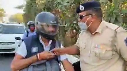 VIDEO: ट्रैफिक नियम जागरुकता की ऐसी भी पहल...