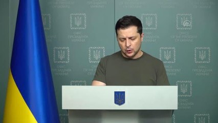 Zelenskiy: "Erdoğan ve Aliyev, Rusya ile müzakerelerin başlaması için yardımcı olacaklarını söyledi"