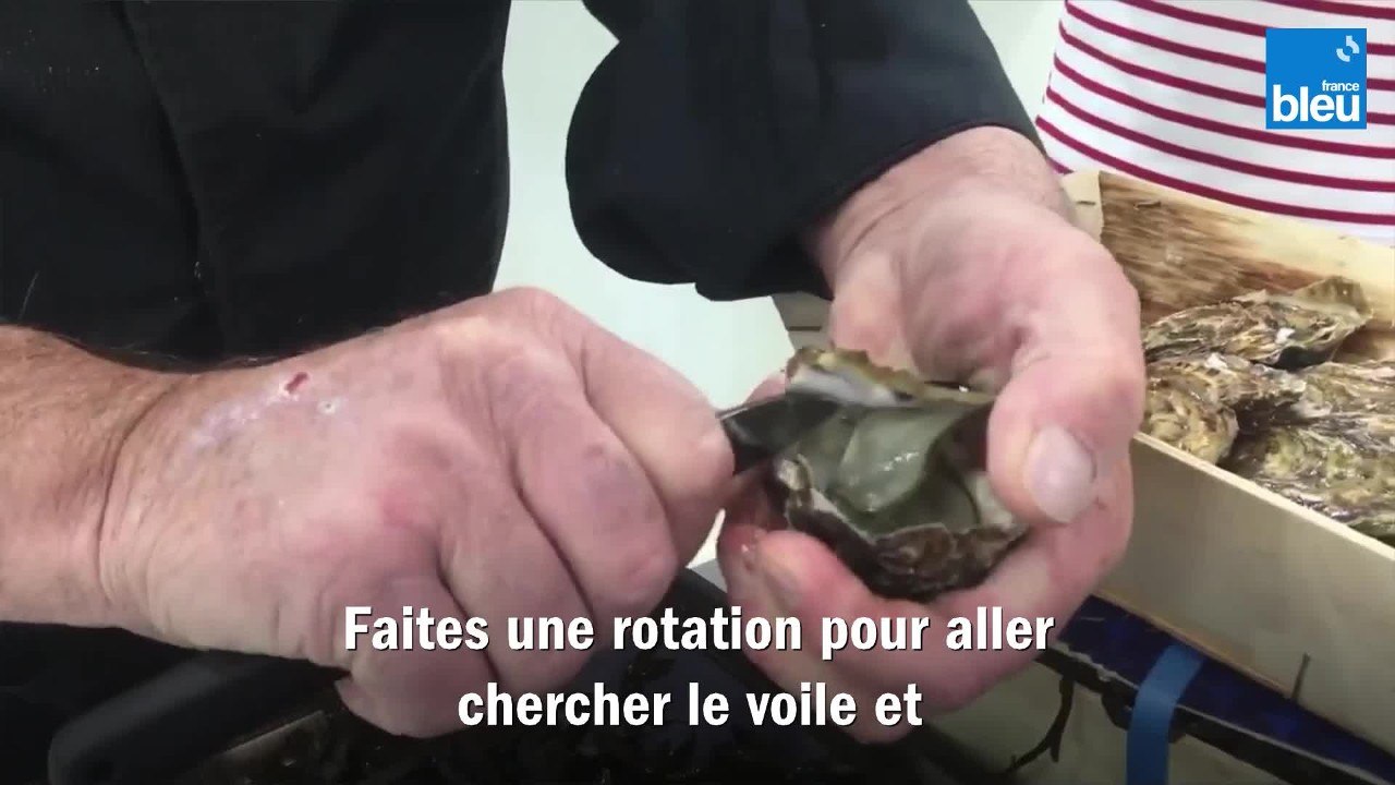 Les conseils du champion du monde d'ouverture d'huîtres au salon de l'agriculture
