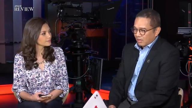 Bouyed by the bubbly tea pull of teh tarik