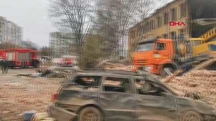 Sumy'de yıkılan yerleşim yerlerinde kutarma çalışmaları sürüyor