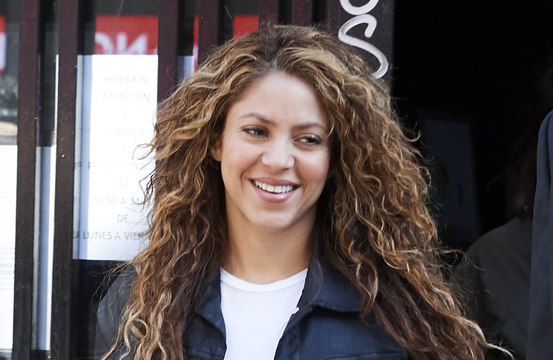 'I sleep like a frog': Shakira reveals her BIZARRE sleeping habits