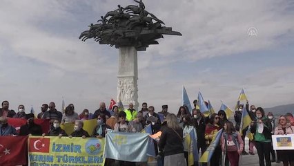 İzmir'de yaşayan Ukraynalılar, Rusya'nın saldırısını kınadı