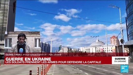 Guerre en Ukraine : "les Ukrainiens tiennent bon à Kiev"