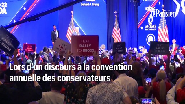 Devant ses partisans, Donald Trump moque la gestion de la crise ukrainienne par Joe Biden