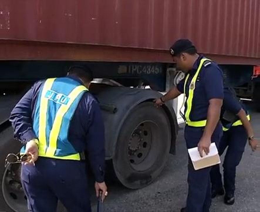 Pemandu kenderaan berat manipulasi proses pemeriksaan Puspakom?