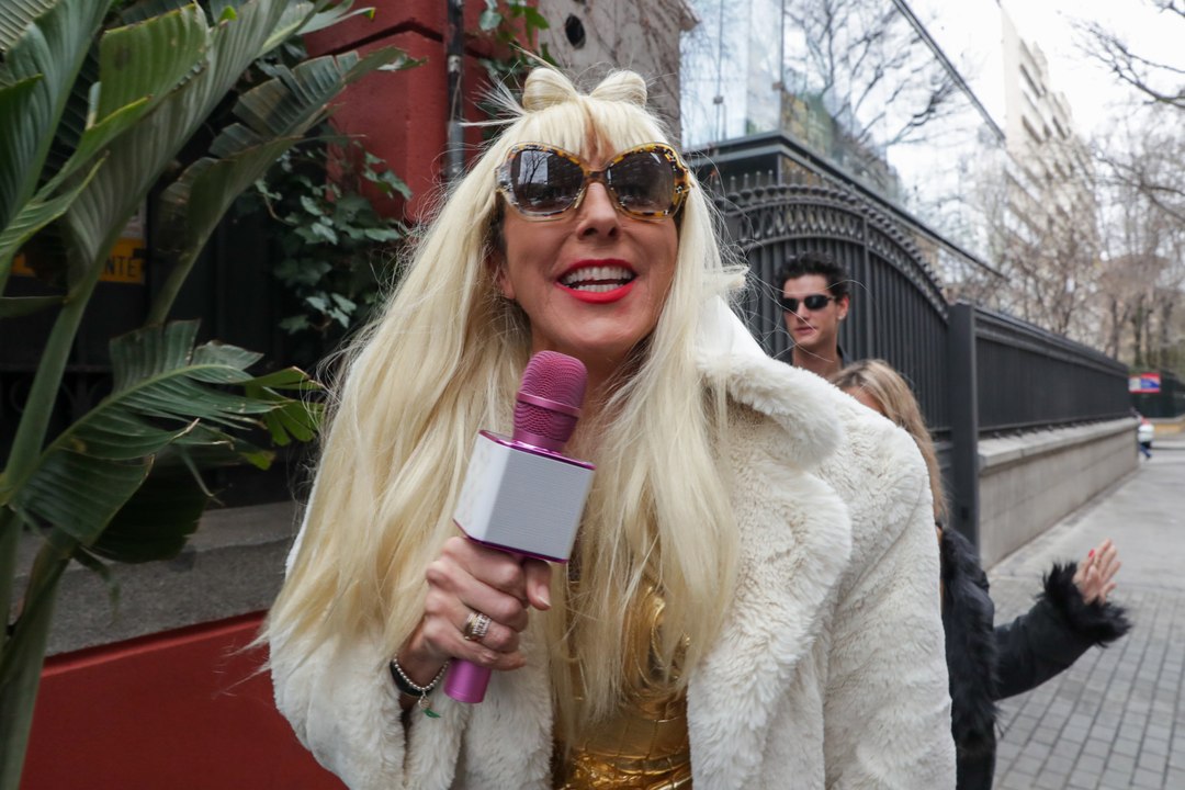 Anna Padilla celebra su 25 cumpleaños con una fiesta temática