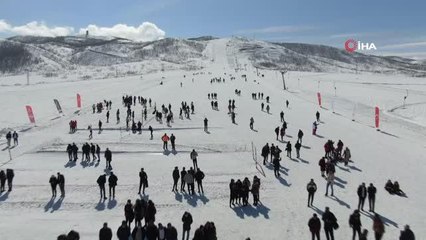 Son dakika haberleri! Terörden arınan Tunceli'de vatandaşlar kayak festivaline akın etti