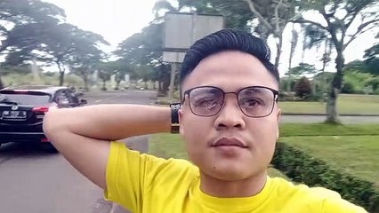 Gilaaa cowok ganteng mati kepedean