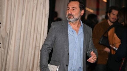 VOICI - Gilles Lellouche : ses émouvantes confessions sur son petit rituel avec Jean-Paul Belmondo