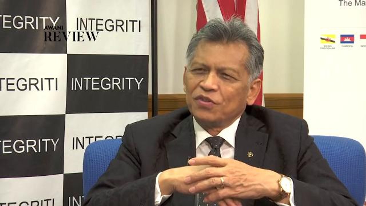 Surin Pitsuwan - Don't Underestimate the Collec...