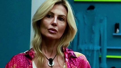 “Ci hai fatto del male”. Nathaly Caldonazzo, duro attacco fuori dal GF Vip