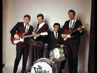 the outcasts - driving guitars - wide mono