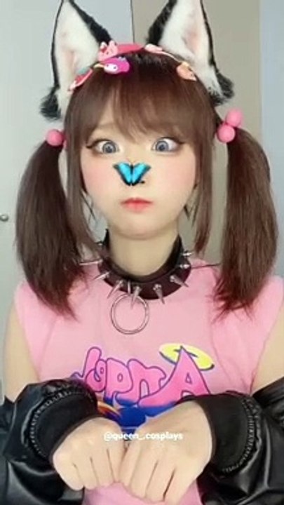 queen cosplays cute