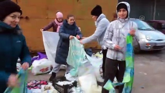 Ukrayna halkı, Rus güçlere karşı molotof kokteyli hazırladı