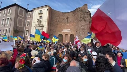 İtalya'da Ukrayna'ya destek mitingi düzenlendi