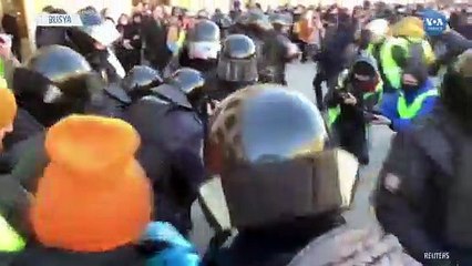 Rusya’da Savaş Karşıtı Gösterilere Müdahale