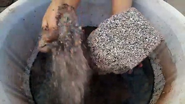 ASMR super grainy sand cement water crumbles earthy messy Cr: crumbly crunchy asmr yt