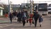 Украинцы бегут от войны: друзья и родственники встречают их у польской границы (27.02.2022)