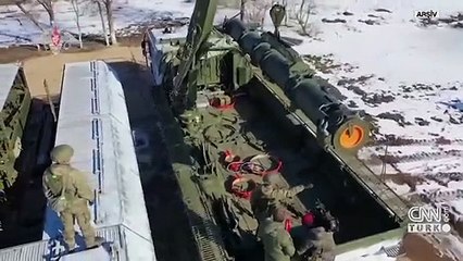 Putin'den NATO’ya "nükleer" resti