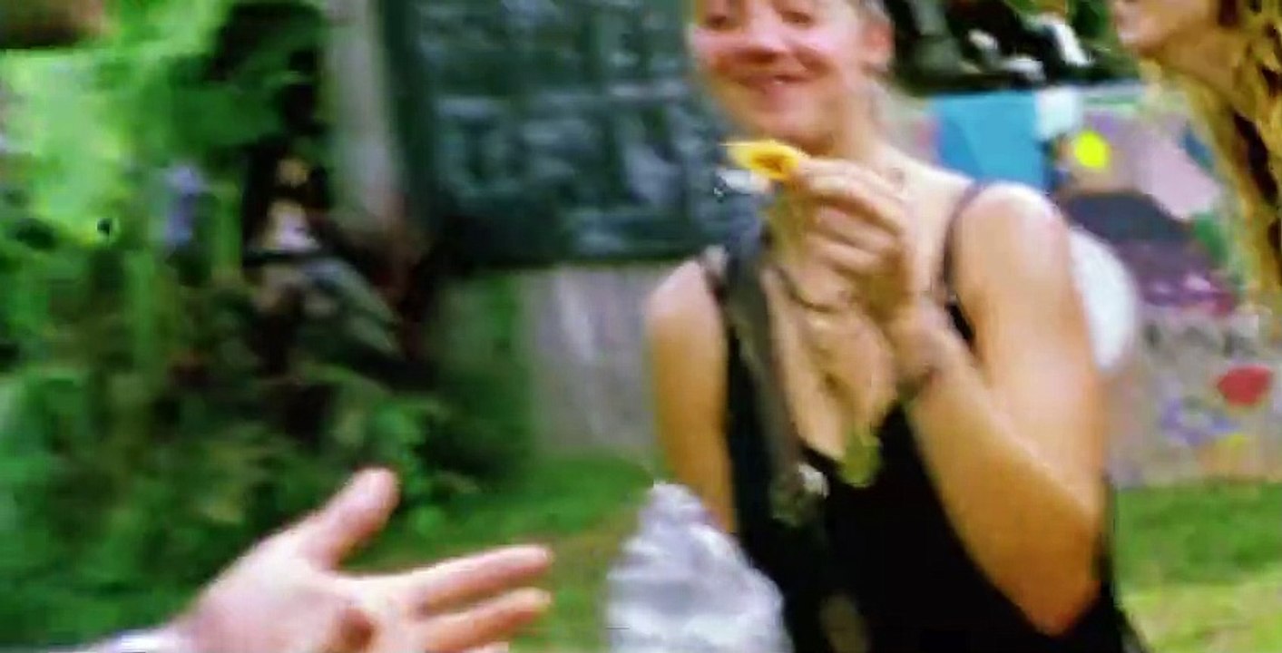 Jungletown S01 E01