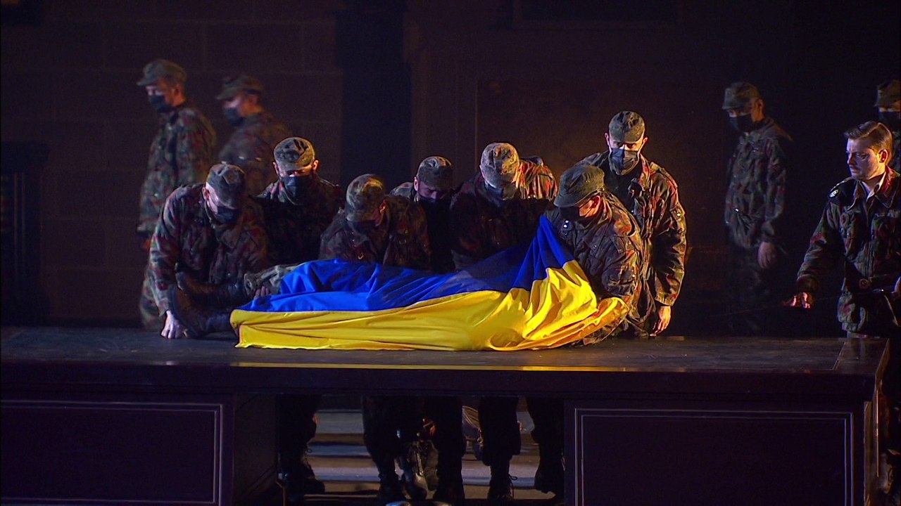 El Teatro Real rinde homenaje a las víctimas de Ucrania