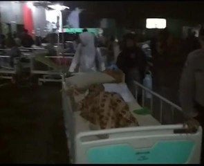 Gempa bumi kuat landa selatan pulau Jawa Indonesia, seorang maut