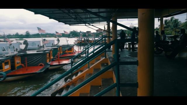 #AWANIJr: Menyusuri tradisi bot penambang Kampung Hujung Tanjung, Seberang Takir