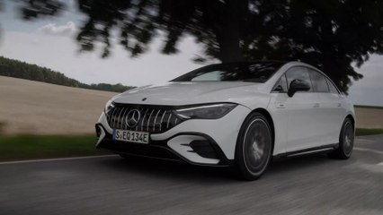 The new Mercedes-AMG EQE 53 Driving Video