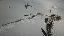Şırnak'ta 2 bin 650 rakımlı yaylada kar kalınlığı 5 metreyi buldu
