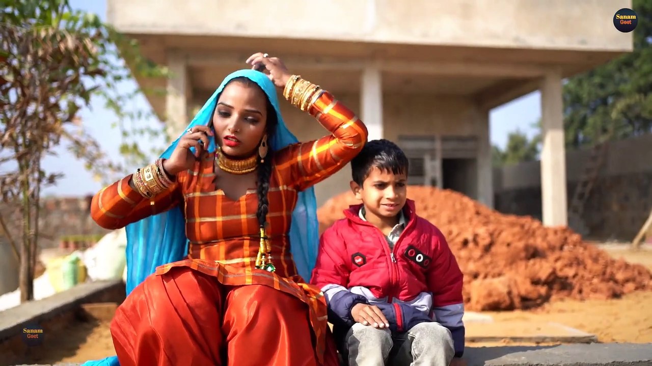 पैसा पैसा देखें (Video Song) Komal Mewati __ Chanchal __ New Mewati Song 2022 ka