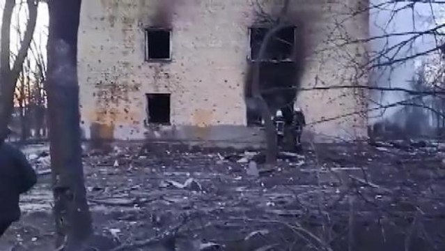 Rusya sivilleri vurmaya devam ediyor! Dün gece Çernihiv'de onlarca ev, iş yeri ve kamu kurumu yerle bir oldu