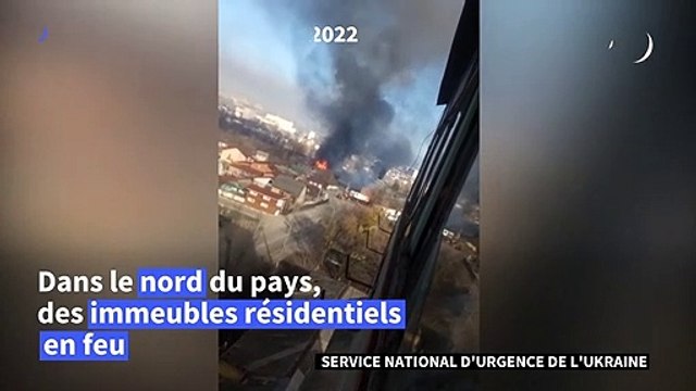Ukraine: des immeubles résidentiels en feu ou détruits par les bombardements