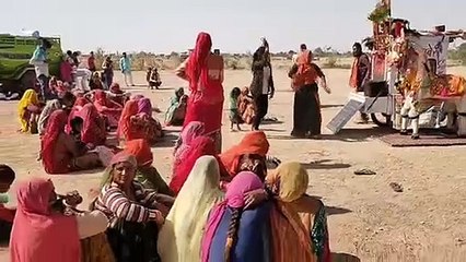 Video: 9 महीने तक रेंगकर पूरा किया 330किमी का सफर