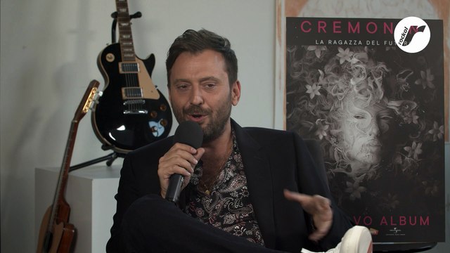 Cesare Cremonini racconta il nuovo album La ragazza del futuro